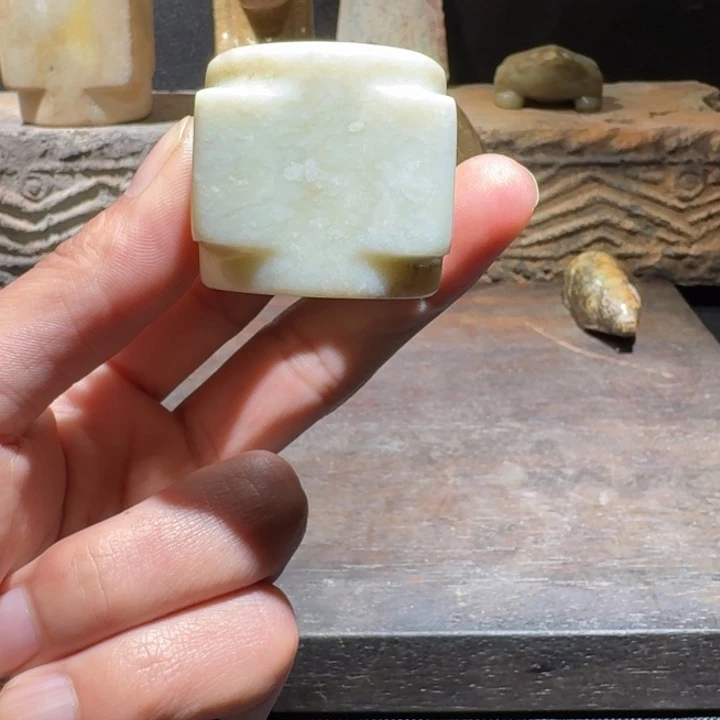 和田玉（糖玉）颈饰未镶嵌用****0