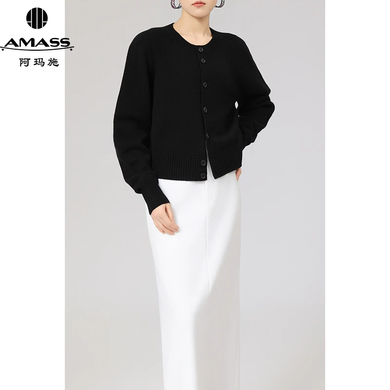 AMASS/阿玛施春夏新款圆领单排扣纯色休闲针织衫时尚百搭女548033