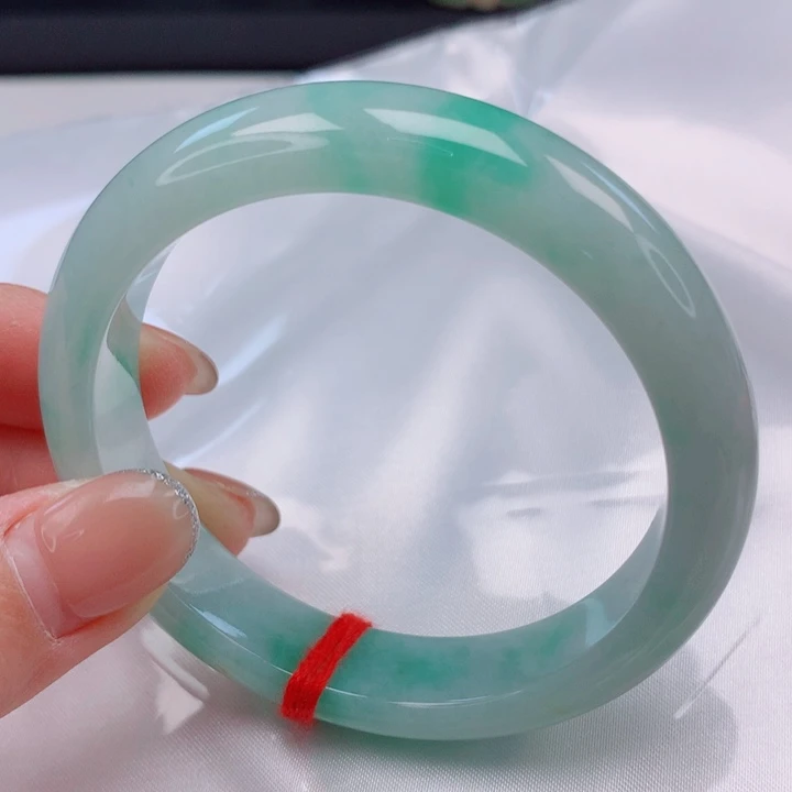 翡翠未镶嵌手镯55圈口