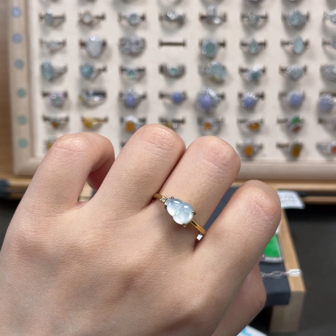 翡翠戒指银S925镶嵌688880