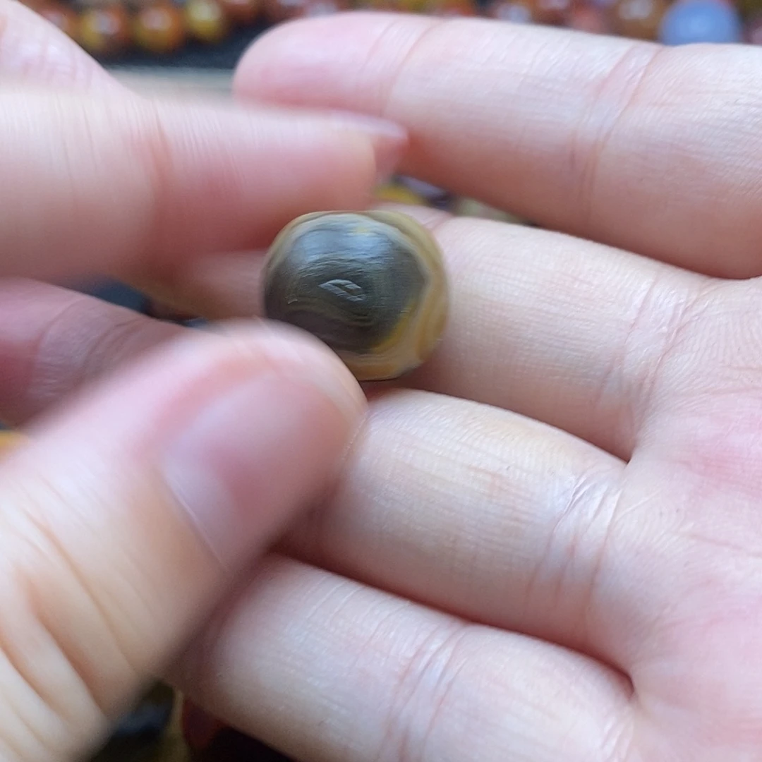 萤***一玛瑙/玉髓未镶嵌战国红玛瑙