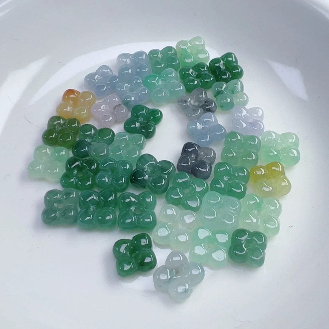 翡翠散珠花花一朵