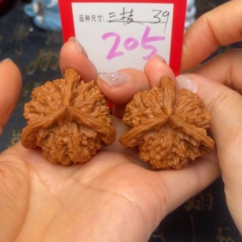 吊坠文玩核桃文玩的好