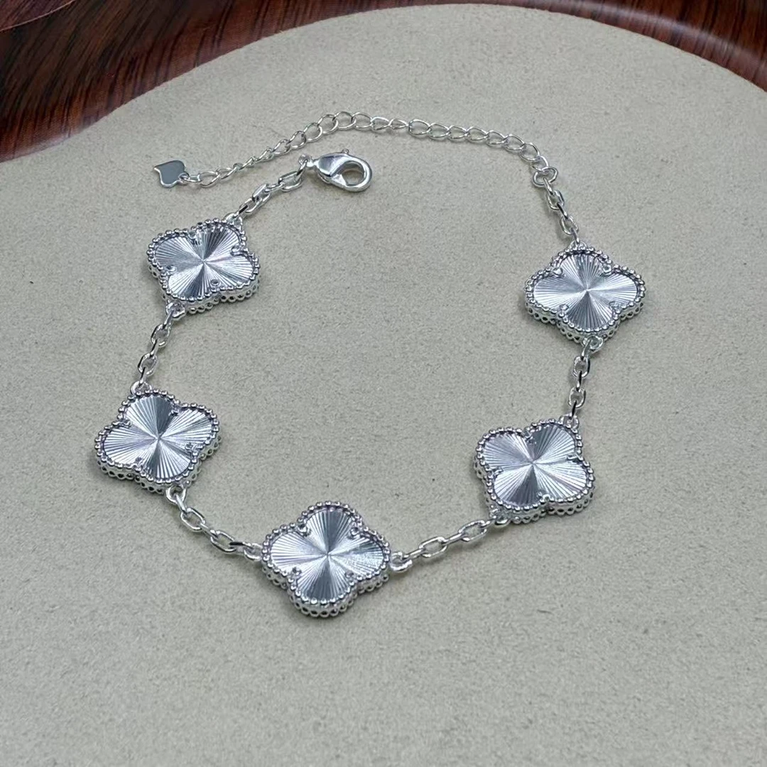 闪耀五花四叶精致镭射高级感