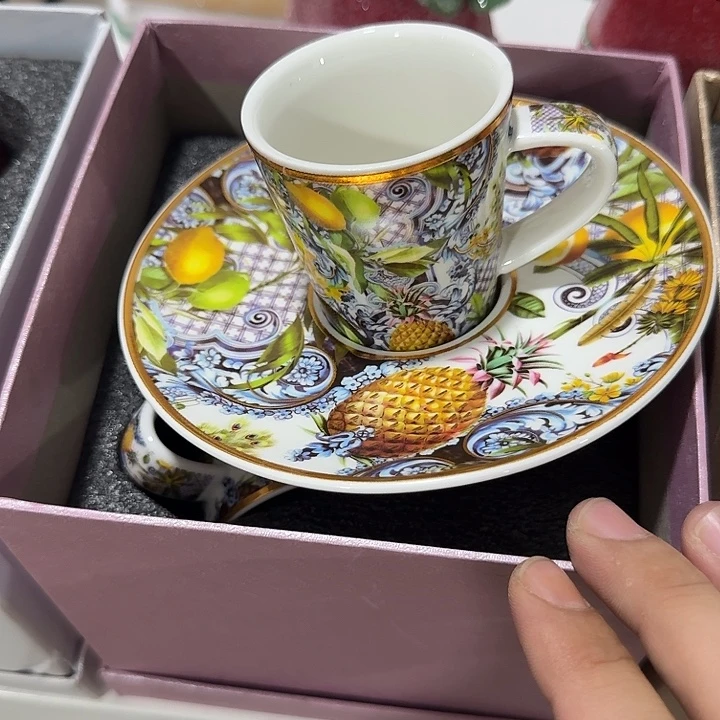 喵***？瓷片中古老货默认微瑕
