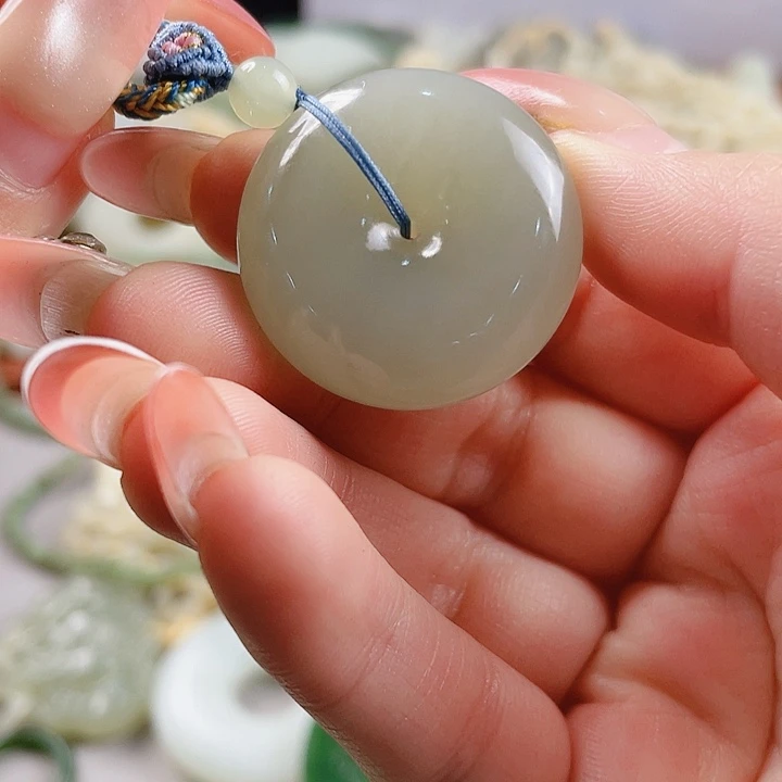 未镶嵌和田玉挂件