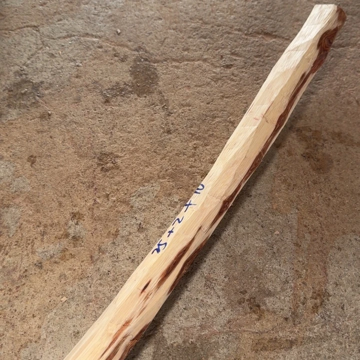 谢***记木海南，海北飞灰尘。甘受商于仪诳楚