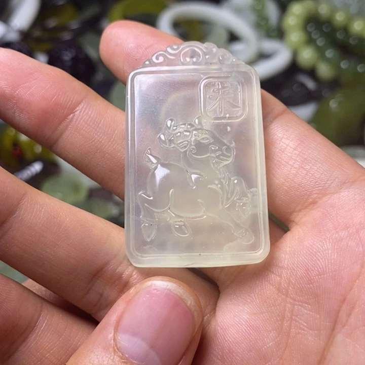 岫玉岫玉颈饰未镶嵌