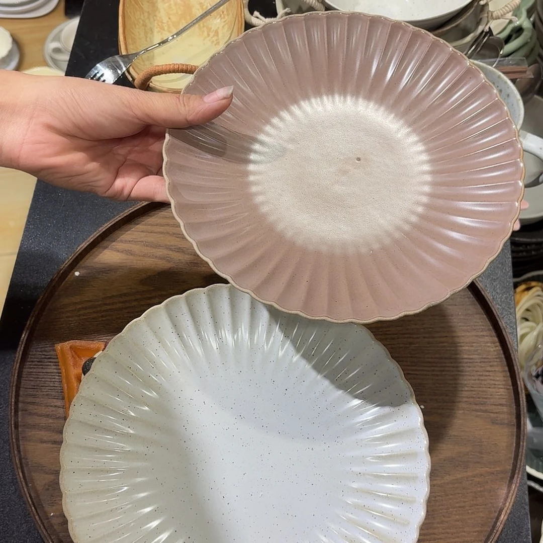 瓷微瑕8寸两个装介意勿拍