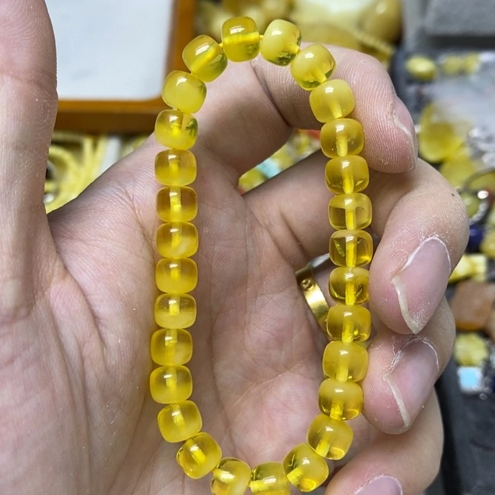 未镶嵌蜜蜡裸石多样性发货