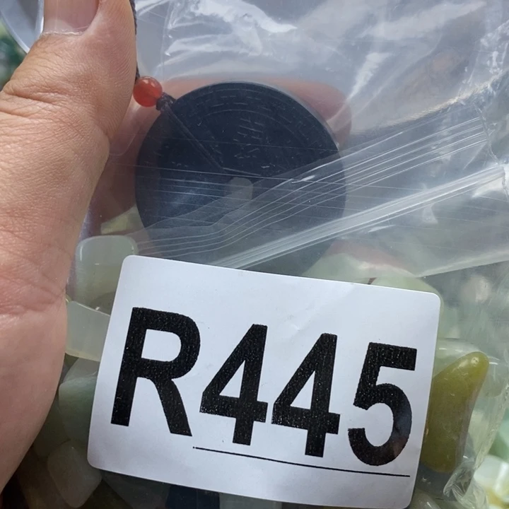 蛇纹石玉未镶嵌珠宝奇石