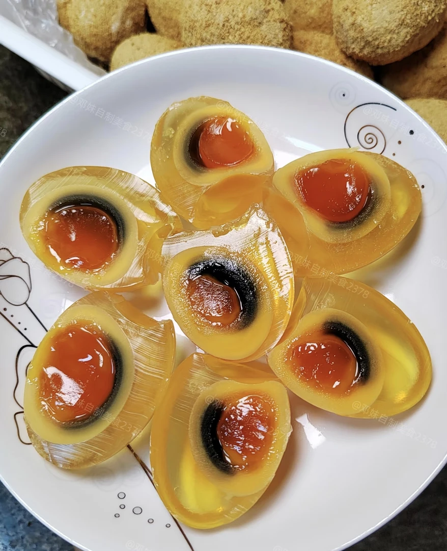 LX1四川特产黄金松花鸭皮蛋农家美味无铅溏心手工制作