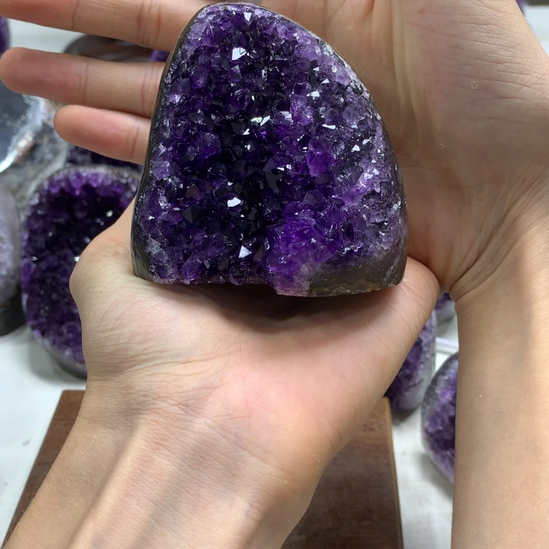未镶嵌大型摆件（非配饰）紫晶