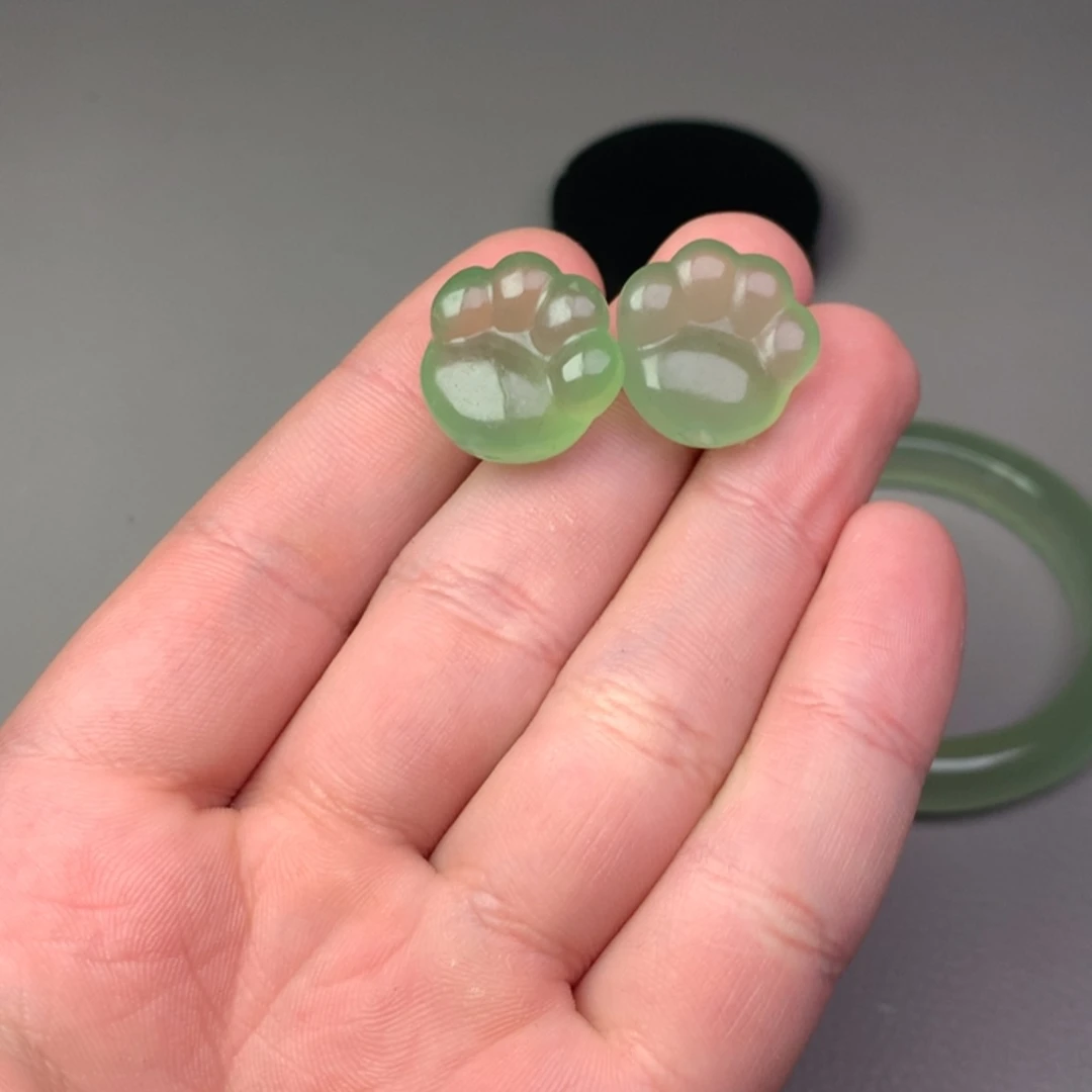 【闪购商品】未镶嵌蛇纹石玉岫玉