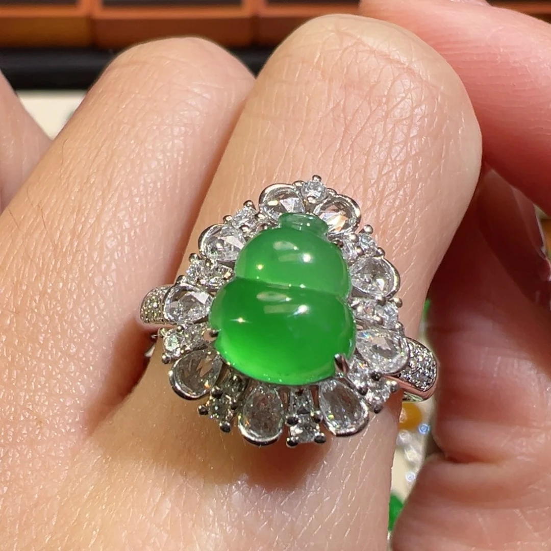 翡翠戒指18K金镶嵌收到货48小时鉴赏期