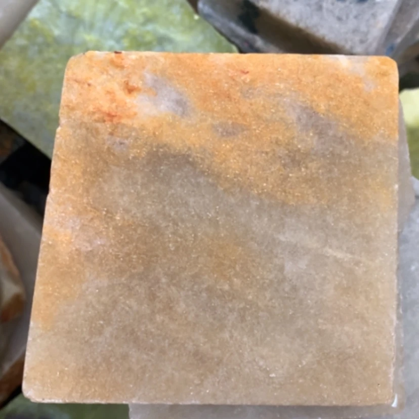 【闪购商品】石英质玉手镯未镶嵌黄金爆闪