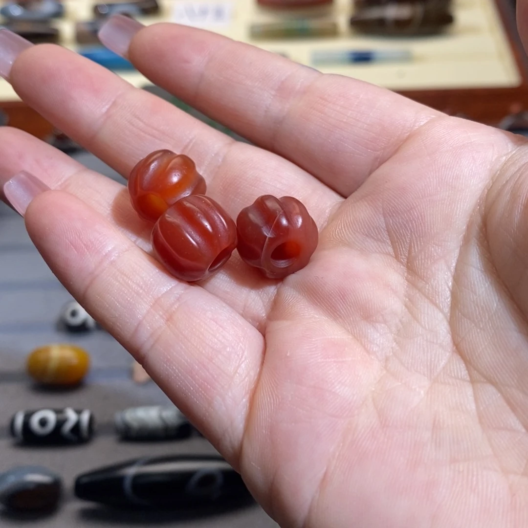玛瑙/玉髓颈饰未镶嵌玉***家
