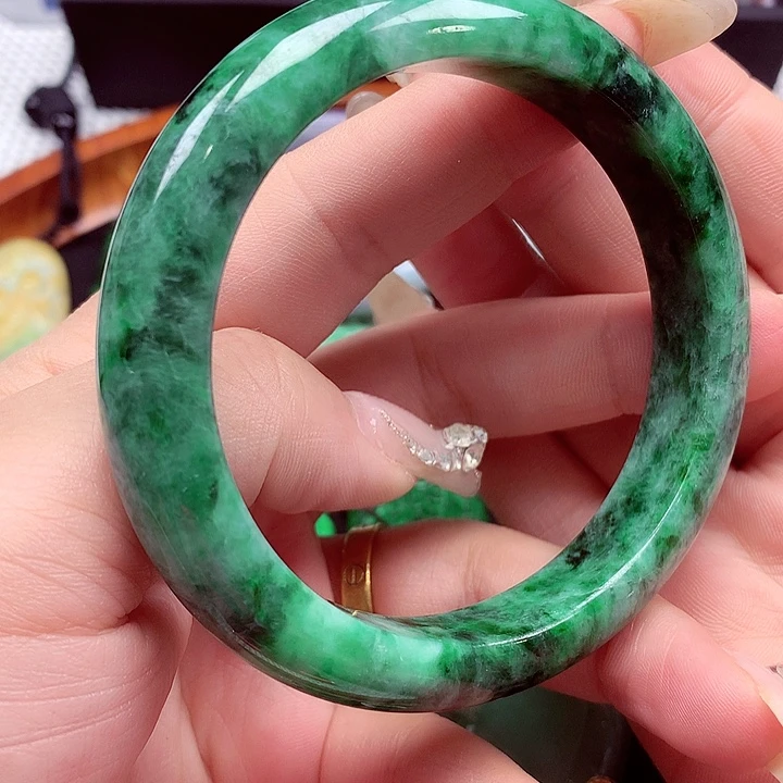 未镶嵌手镯翡翠翡翠手镯