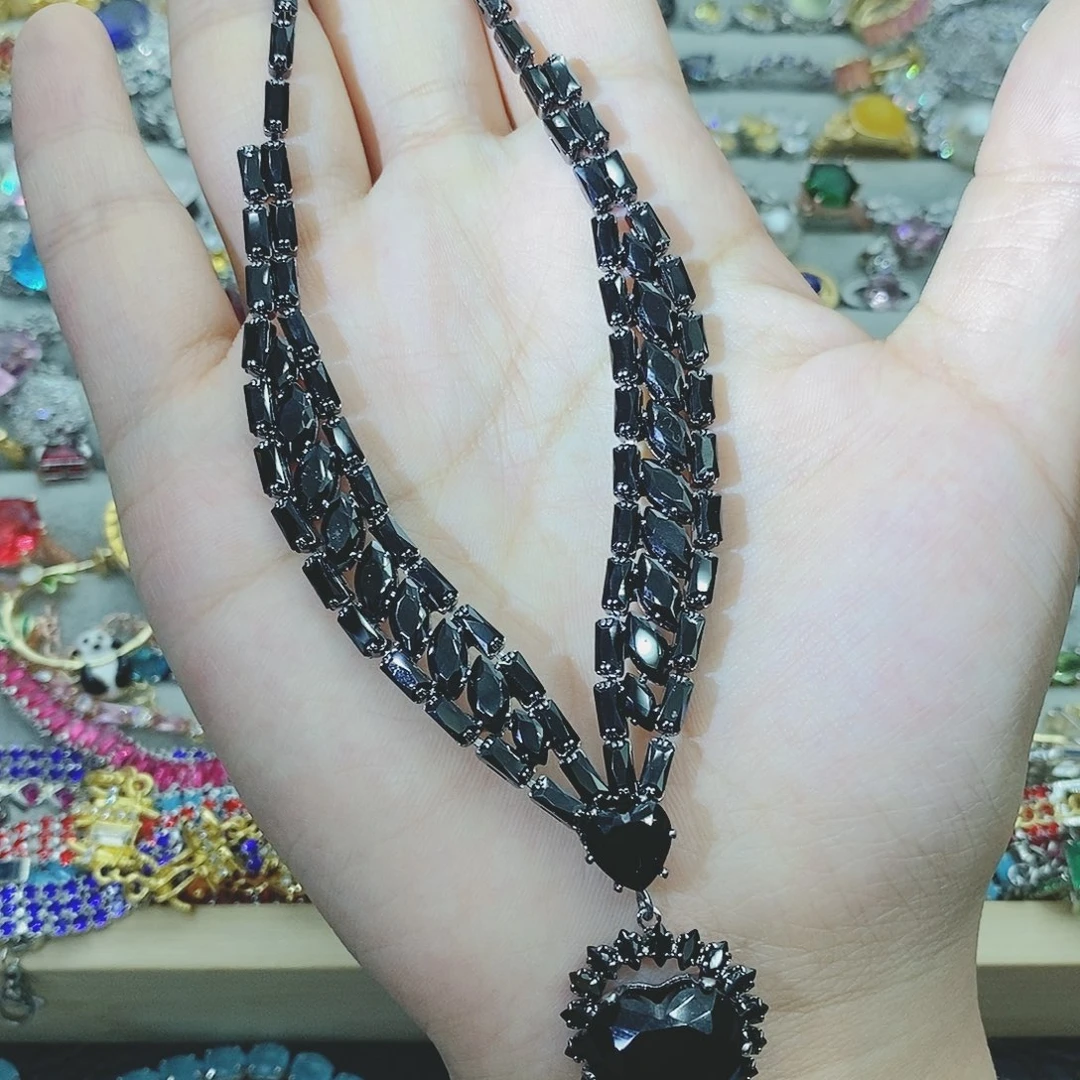 【闪购商品】银S925镶嵌耳饰托帕石