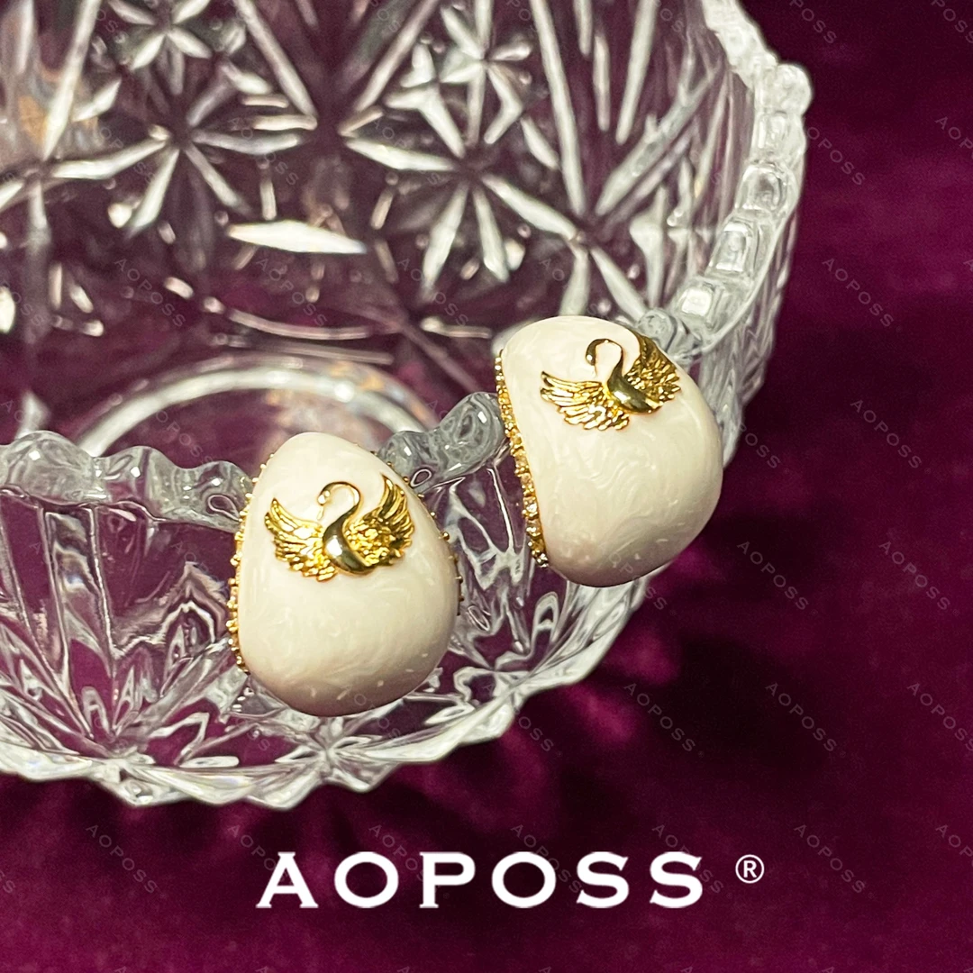 AOPOSS白姿镀K金[天鹅堡]耳钉耳夹女款原创设计天鹅白色气质