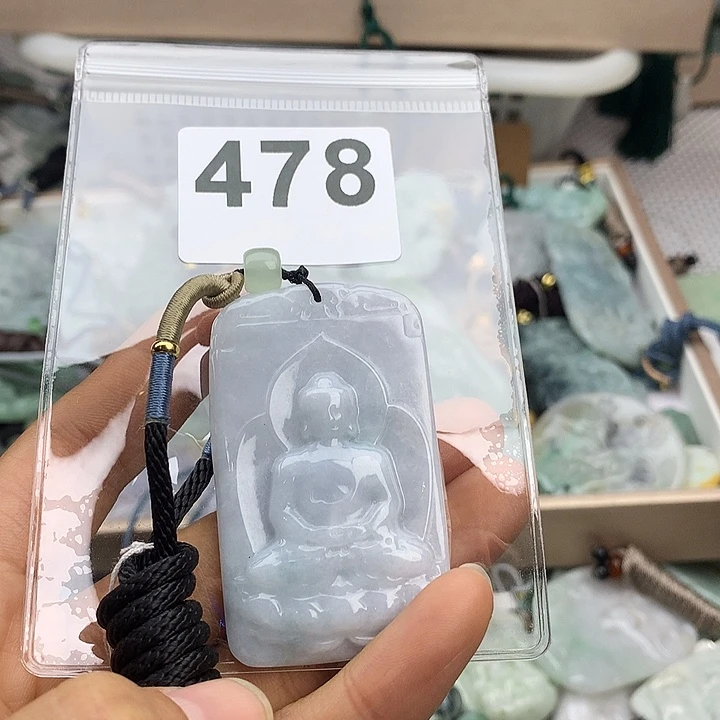 翡翠颈饰未镶嵌东**就翡翠