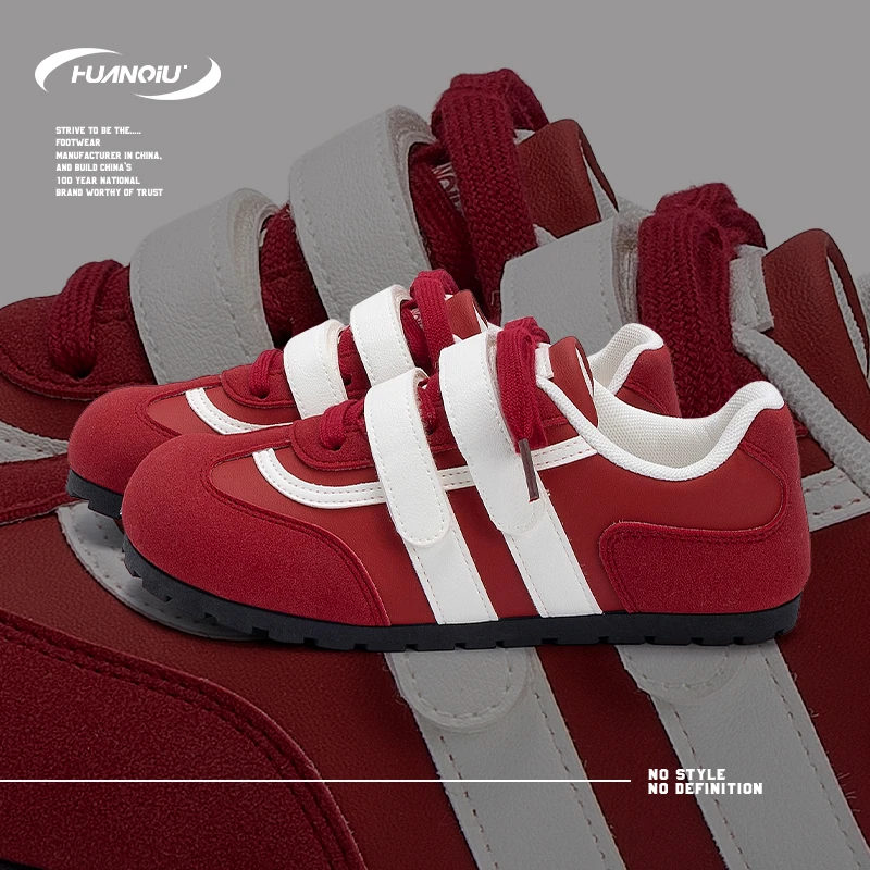 HUANQIU/环球德训红色舒适休闲板鞋女鞋软底复古休闲鞋时尚赛车鞋