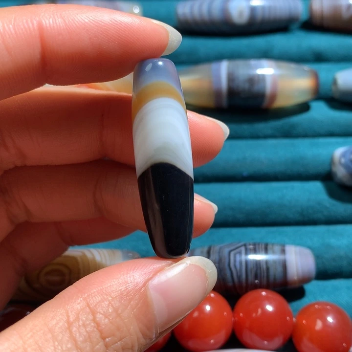 未镶嵌玛瑙/玉髓珠宝奇石