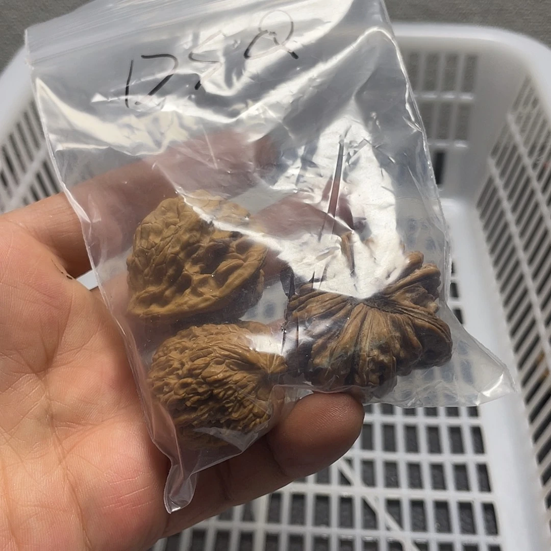 D***Q吊坠文玩核桃不退不换