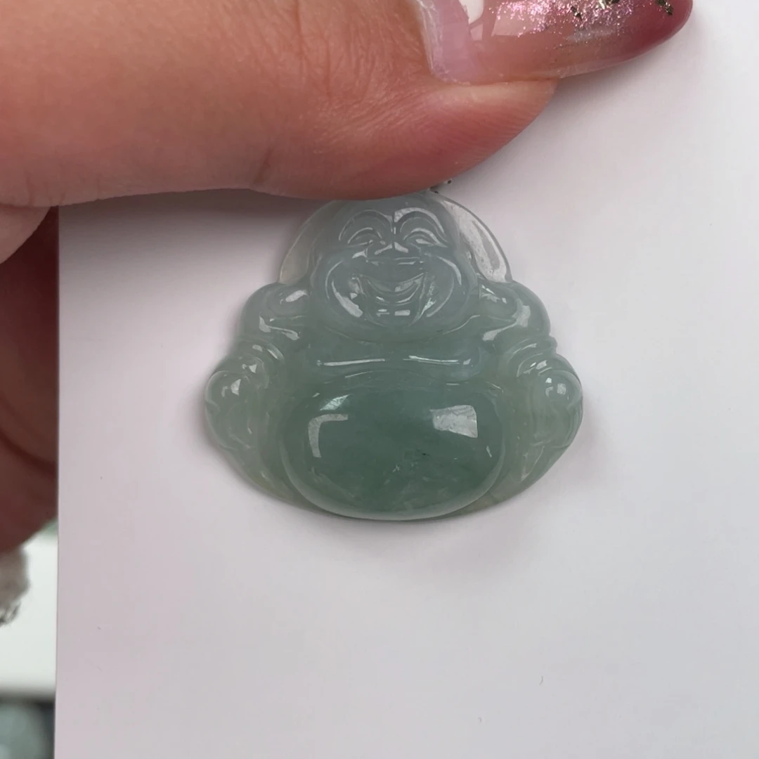 翡翠未镶嵌颈饰佛公包容心