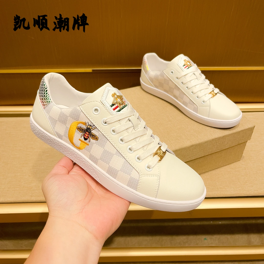 鞋子男款爆款2025新款轻奢印花小蜜蜂时尚夏季潮流潮鞋休闲板鞋