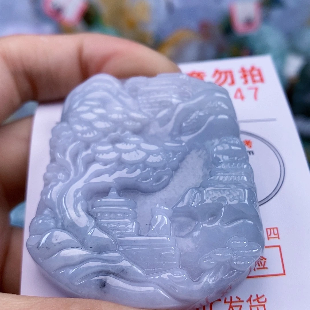 吊坠(不含链)未镶嵌翡翠