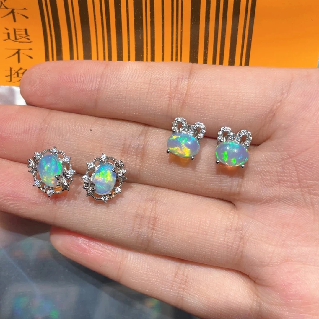 来***胖欧泊银S925镶嵌耳钉—