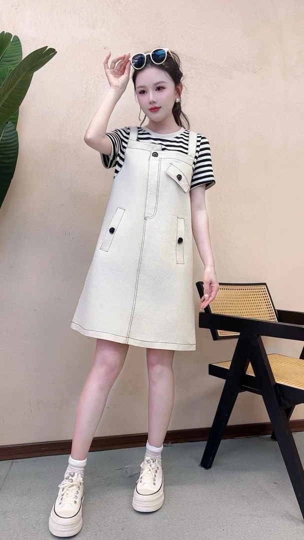 邹先森89978-29夏季新款时尚百搭学院风条纹拼接假两件减龄连衣裙