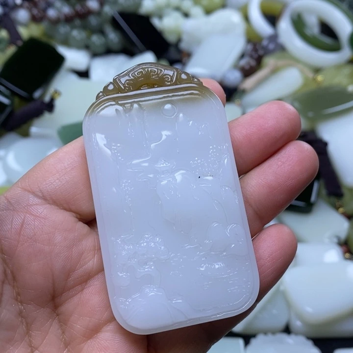 用***1和田玉未镶嵌颈饰