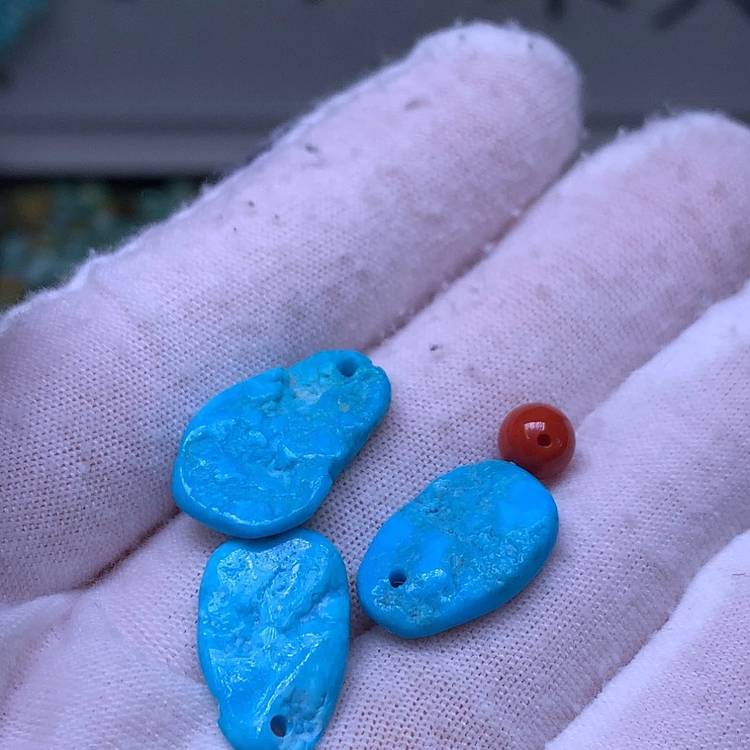 南红玛瑙未镶嵌珠宝奇石