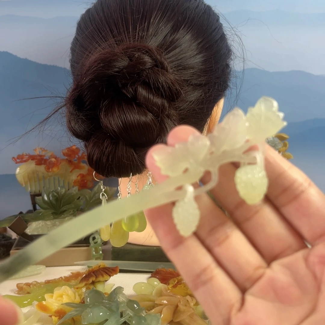 正***鹿蛇纹石玉合金发饰