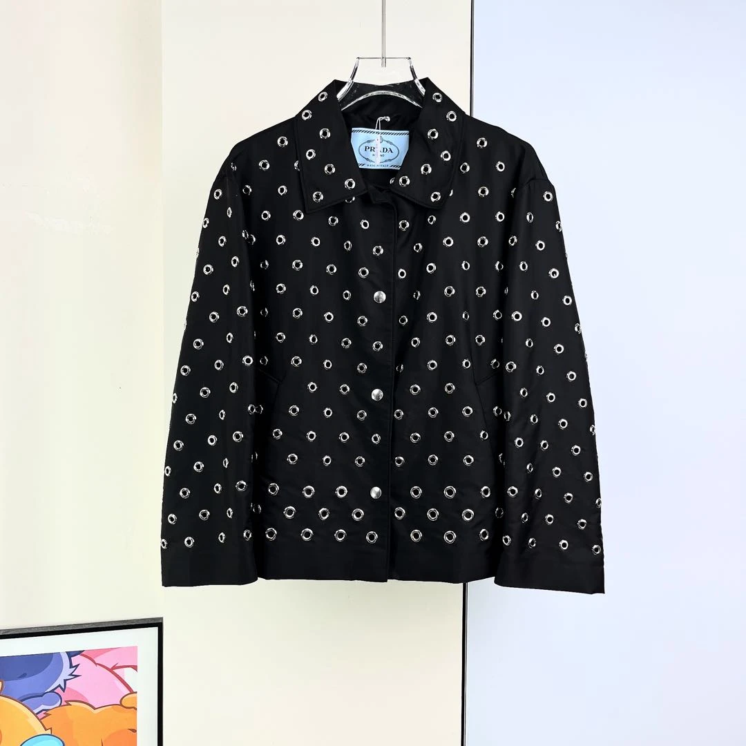 99新/Prada/普拉达/外套/42码/Xsp37872