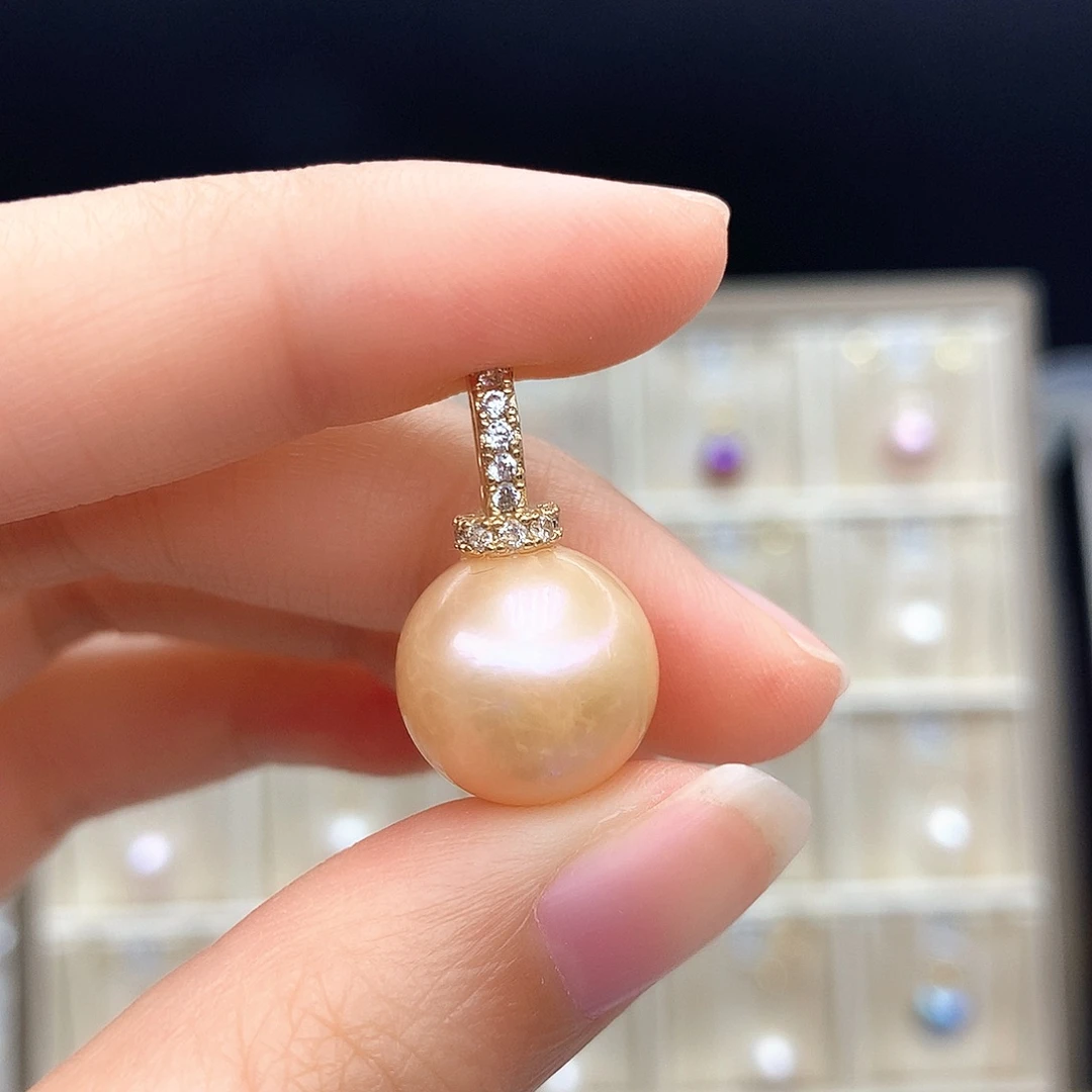 淡水珍珠合金颈饰