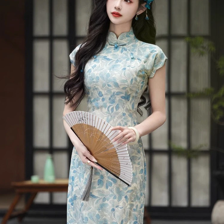 《柔蓝蔓花》年轻款绝美江南风旗袍2025夏季新款日常透气连衣裙