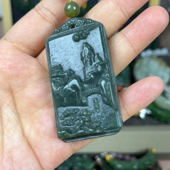 和田玉颈饰未镶嵌