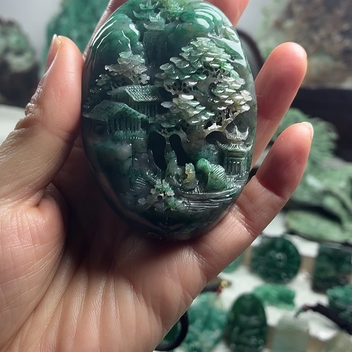 独山玉未镶嵌吊坠