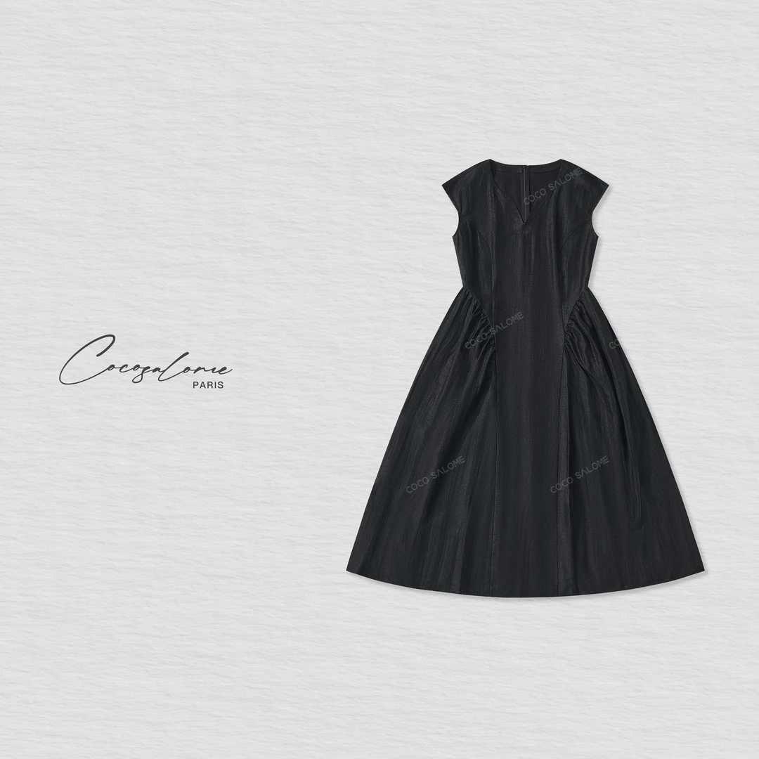 韩彬彬"黑巴黎"30姆米100桑蚕丝香云纱V领收腰设计连衣裙1973-10