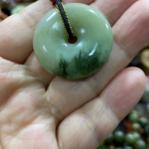 蛇纹石玉未镶嵌手把或挂件