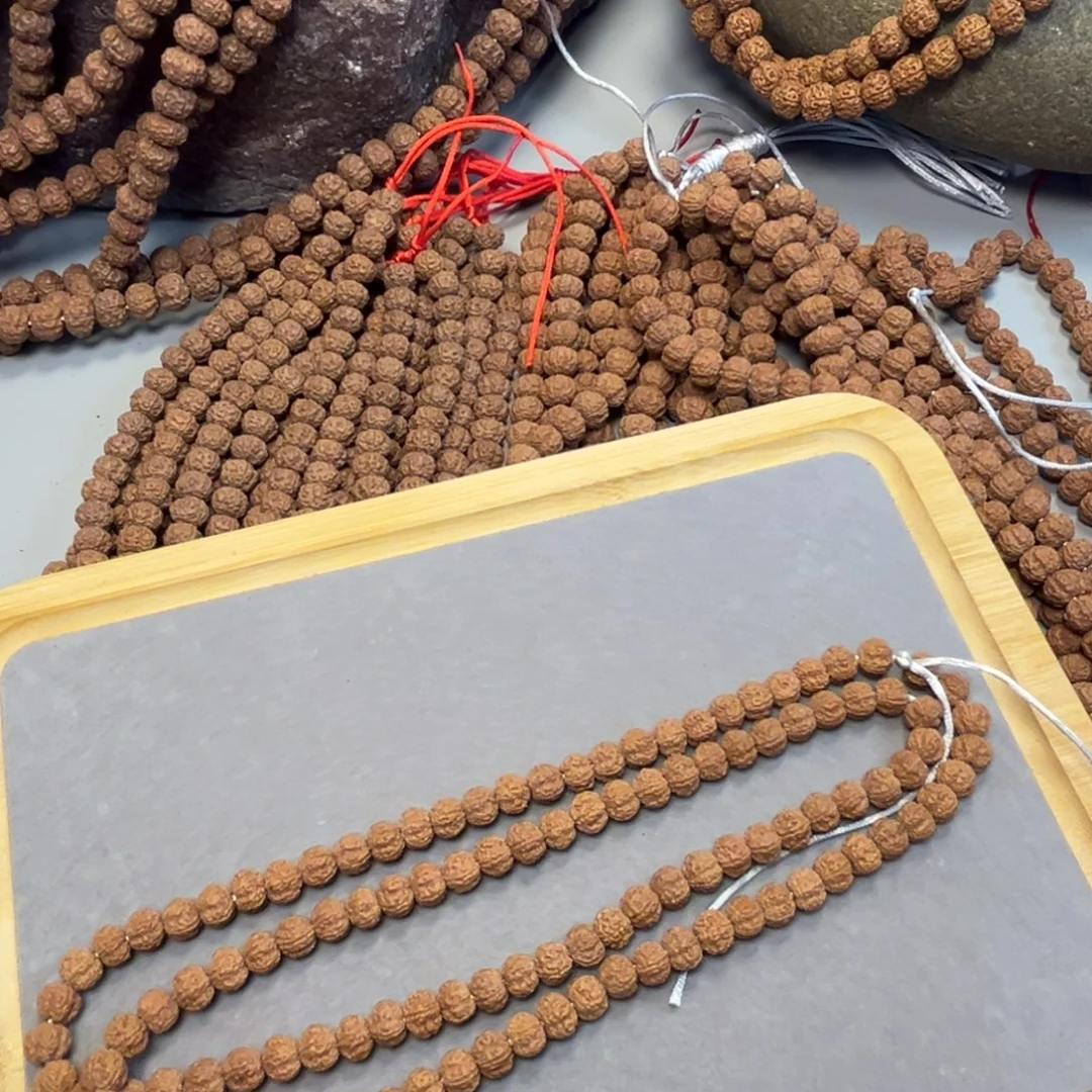 白***心金刚菩提吊坠双龙梅花保手持