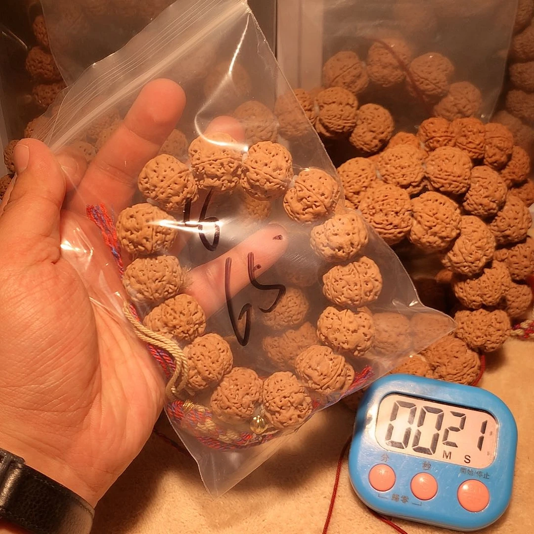 金刚菩提手串逃**人8。