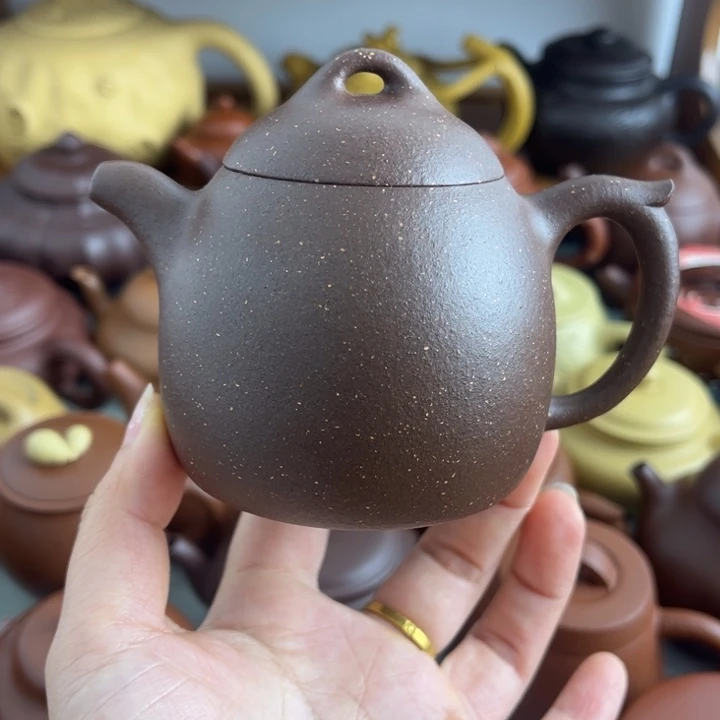 紫砂茶壶180cc紫泥铺砂半手