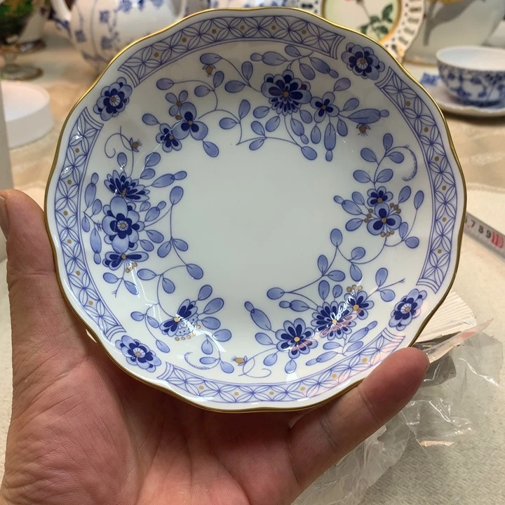 紫砂金瓷阁精品瓷器店