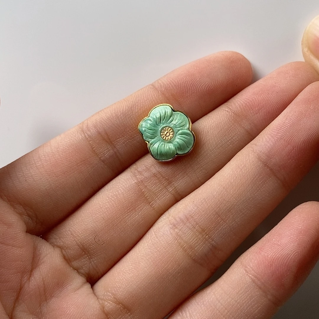 柴***小绿松石未镶嵌珠宝奇石