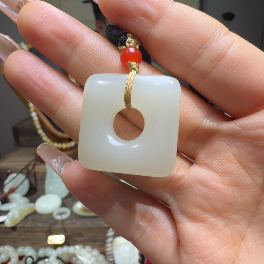 和田玉挂件未镶嵌