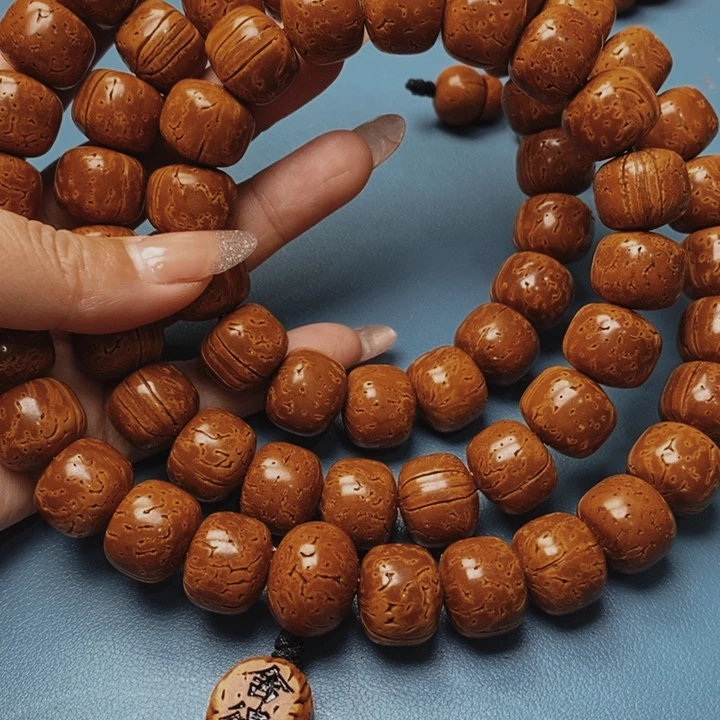 桃核手串老邢17花皮色差66颗